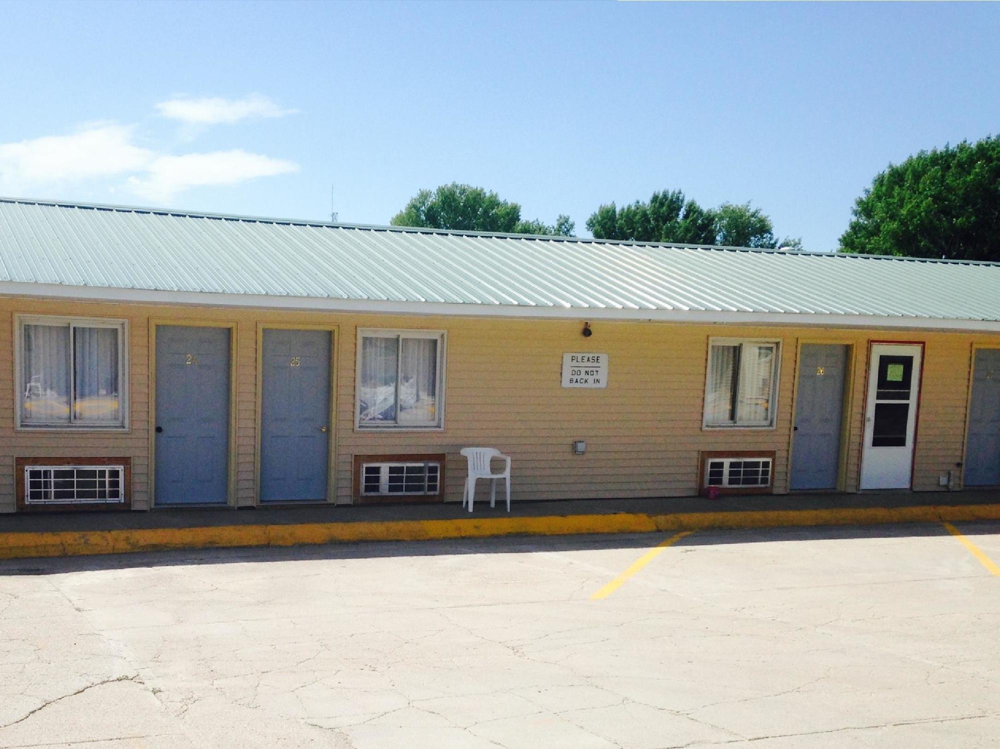 Big 12 Motel Broken Bow Екстериор снимка